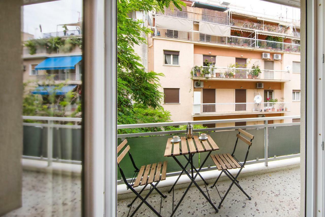 Stunning Αpartment Ιn Τhe Heart Athens. Exterior photo
